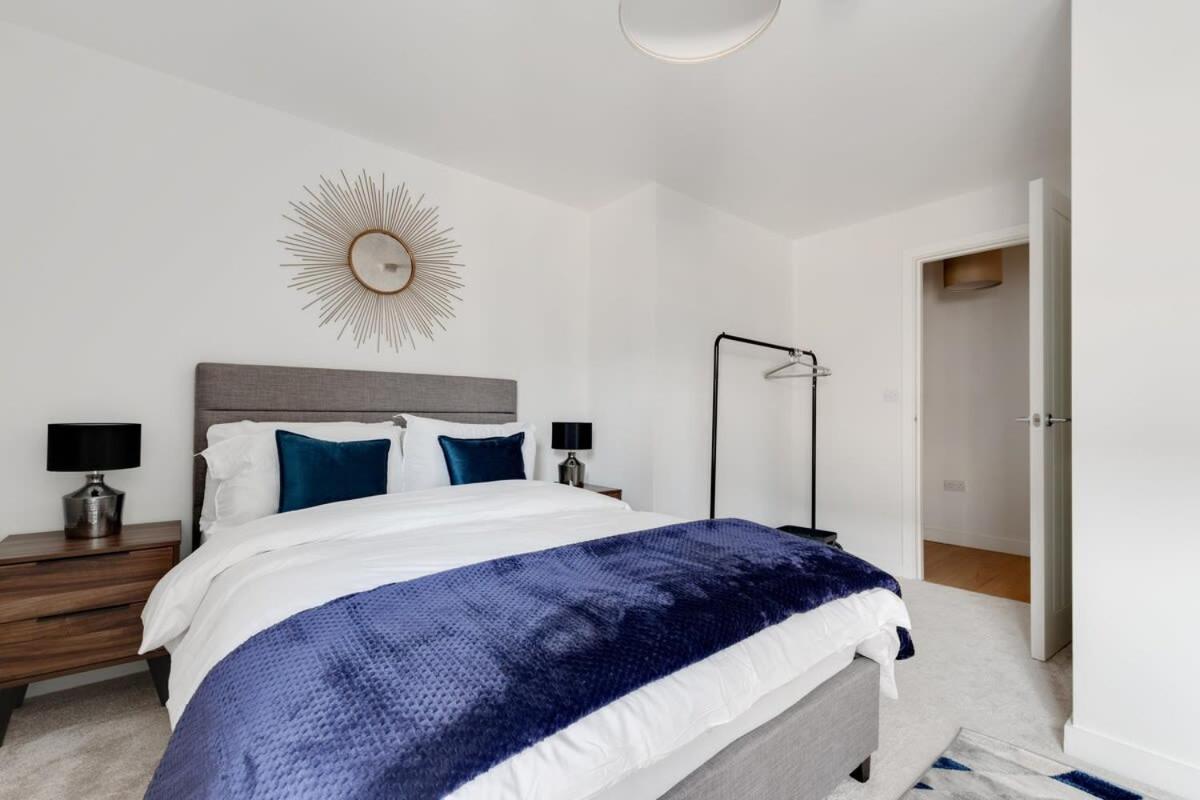 1 Bed Modern Apartment In A Converted Mill Leeds  Exterior foto
